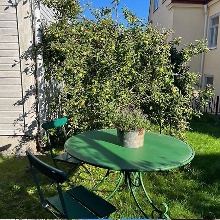 Bla Huset Apartment Vaxholm Ngoại thất bức ảnh