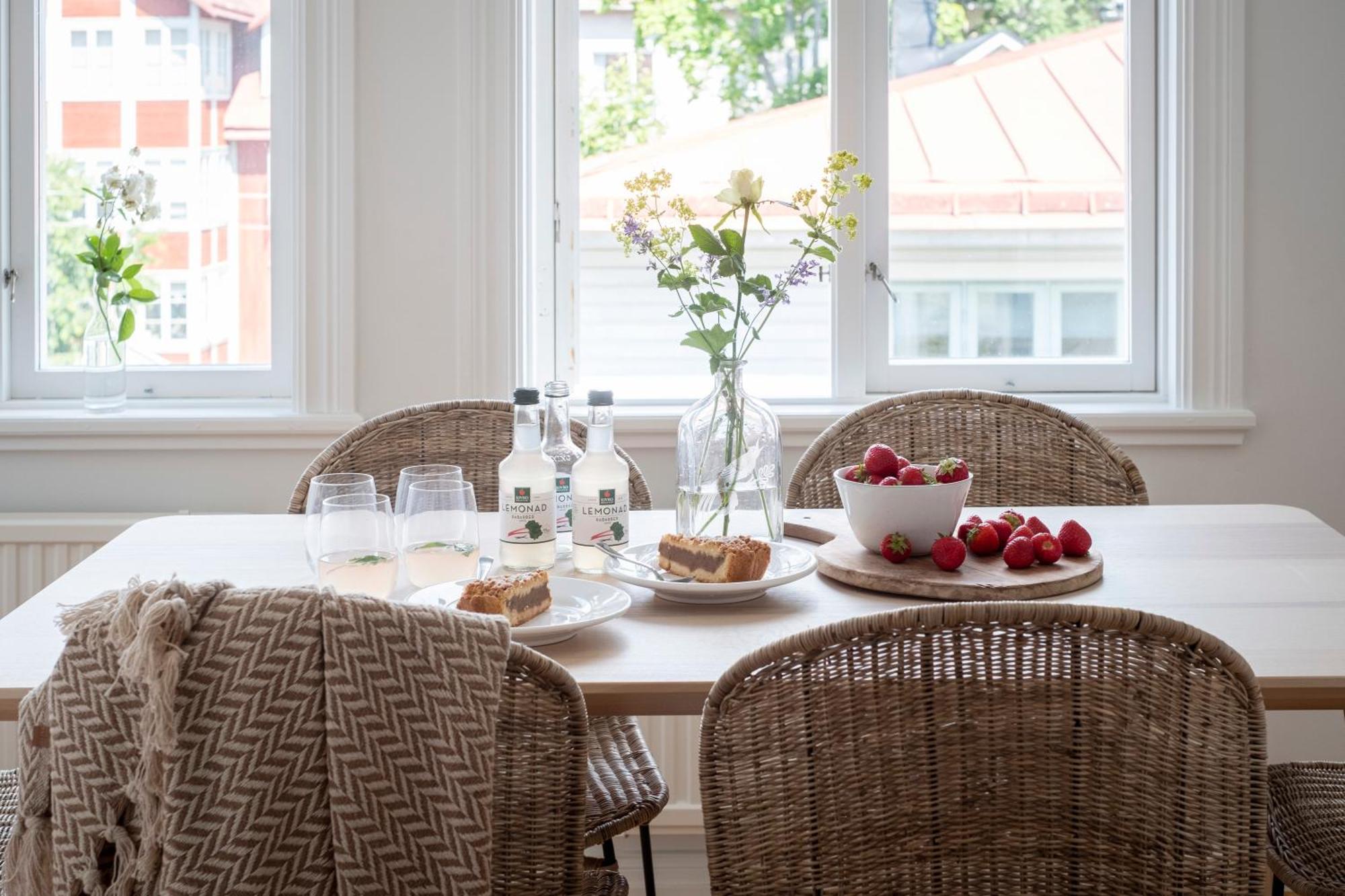 Bla Huset Apartment Vaxholm Ngoại thất bức ảnh